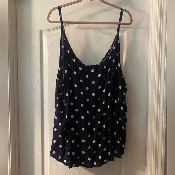 Torrid Navy Blue Polka Dot Tank Size 5 - Picture 2 of 4